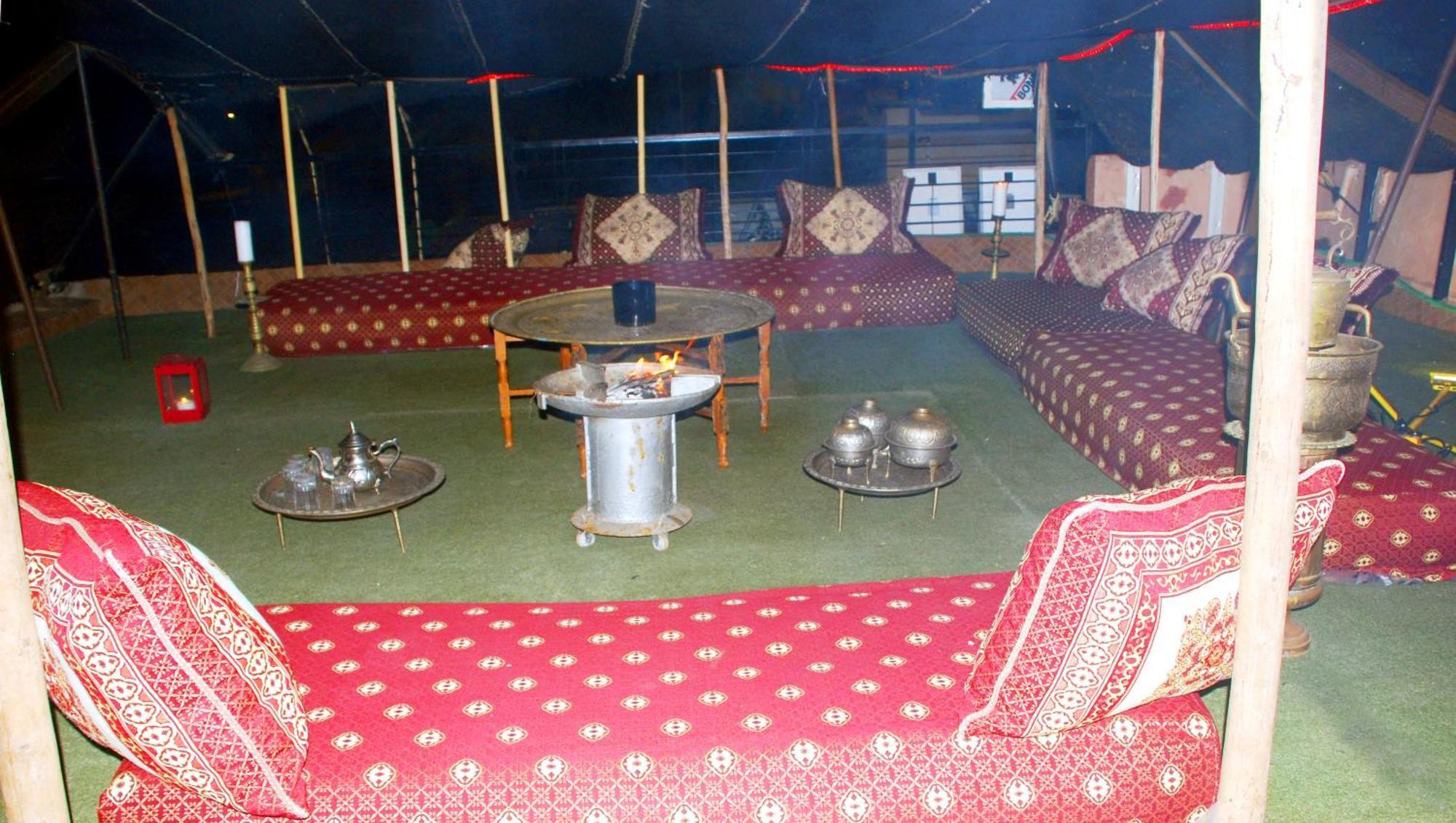 Dar Lghzal Special Offer In Rabat Winner Of Guest Experience 2025 Awards Traditional Sahrawi And Berber Privative Villa With Swimming Pool Jacuzzi Sea View And On Site Restaurant Ideal For Family And Groups In Rabat'S Center No Car Required Buitenkant foto